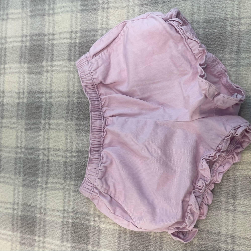 Crew cuts girls purple shorts. Size 8